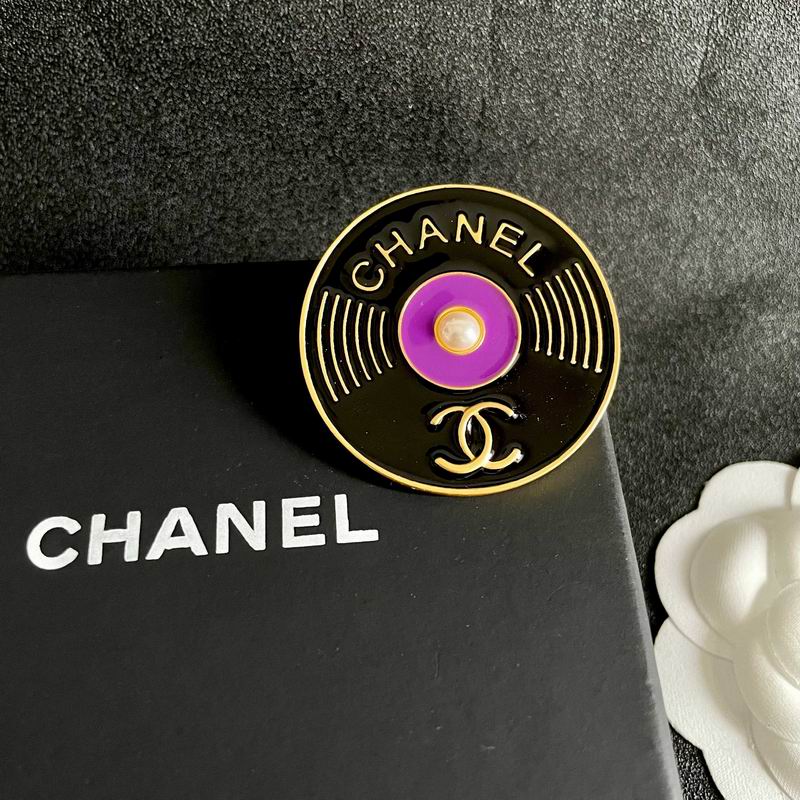 Chanel Brooch 02yxs33 (7)