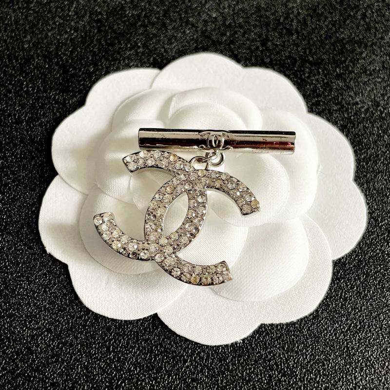 Chanel Brooch 02yxs34 (6)
