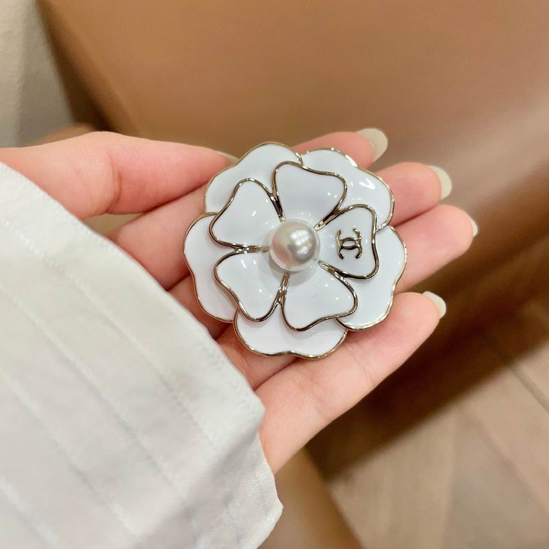 Chanel Brooch 02yxs40 (2)