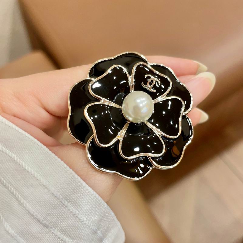 Chanel Brooch 02yxs40 (9)