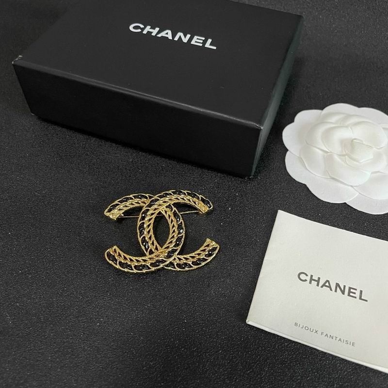 Chanel Brooch 02yxs42 (3)