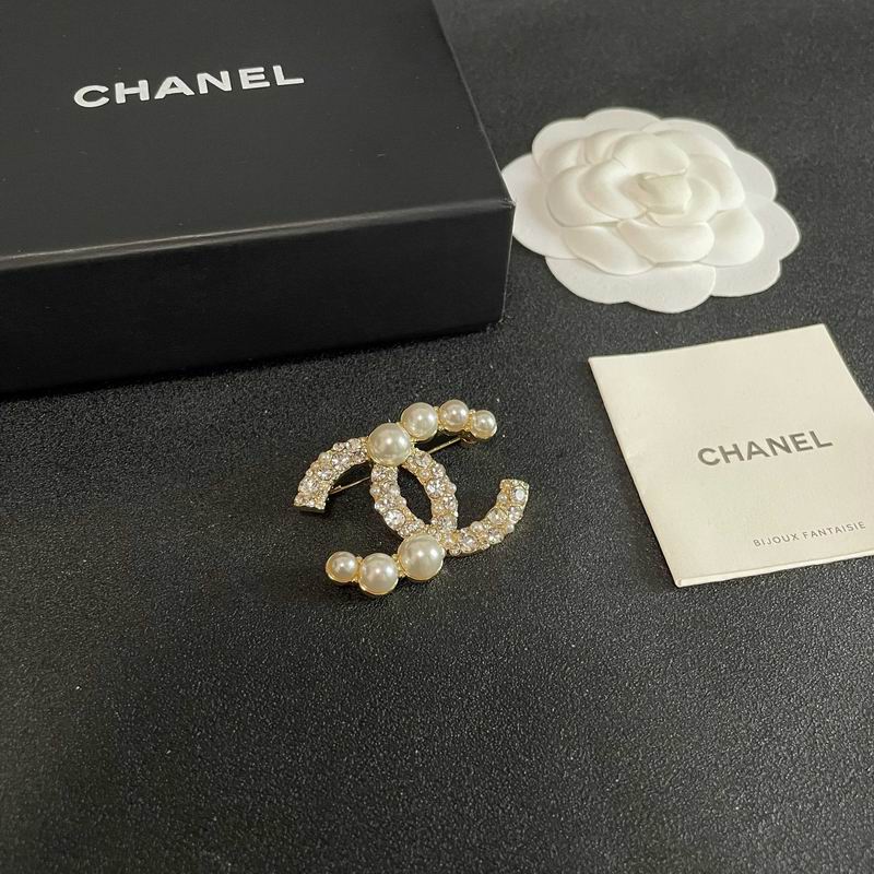 Chanel Brooch 02yxs43 (4)