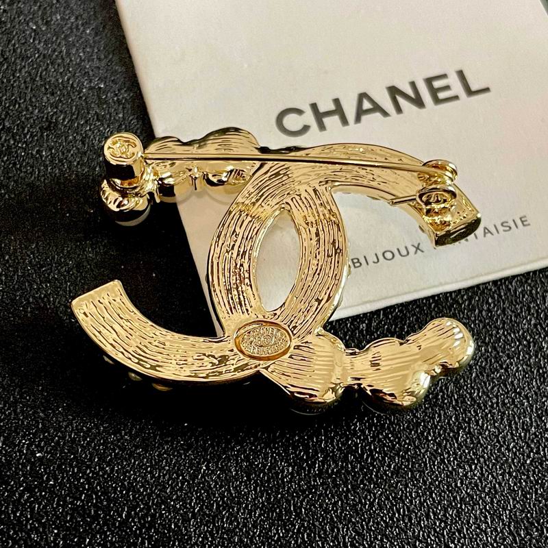 Chanel Brooch 02yxs43 (5)