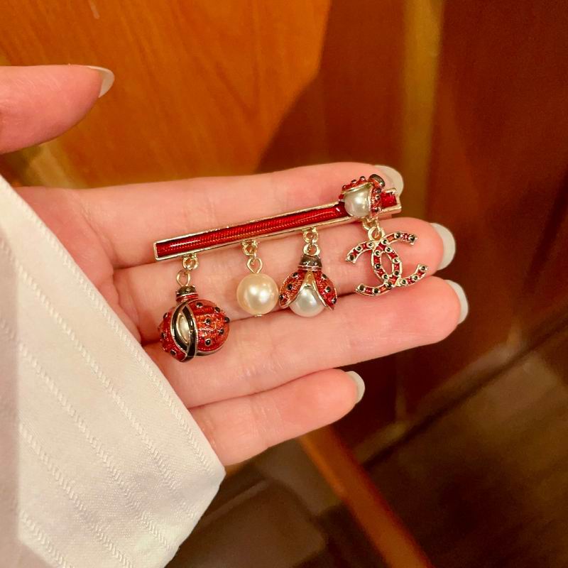 Chanel Brooch 02yxs44 (2)