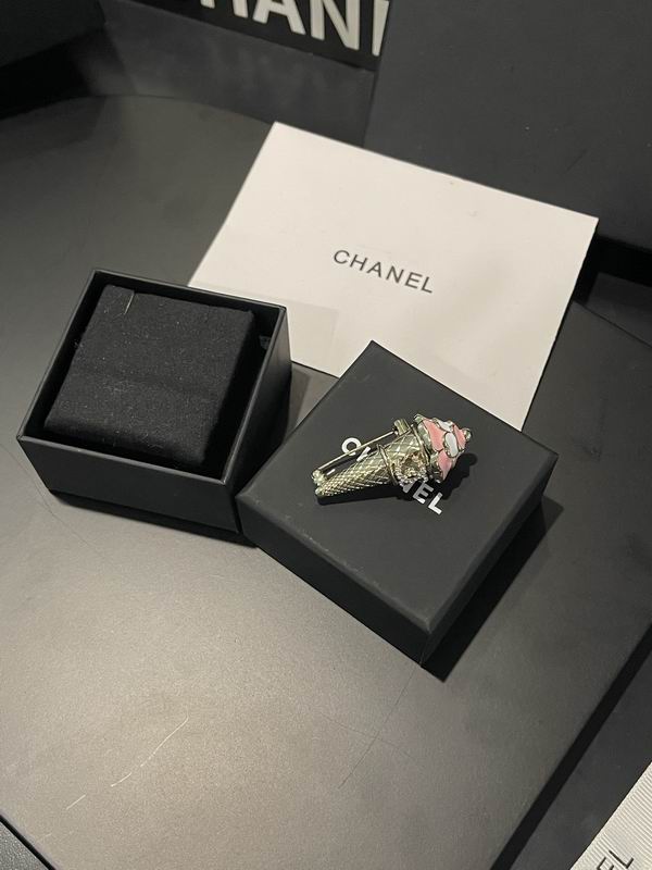 Chanel Brooch 02yxs52 (4)