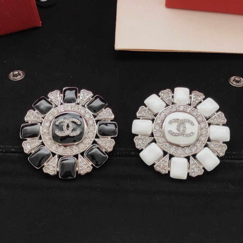 Chanel Brooch 02yxs64 (14)
