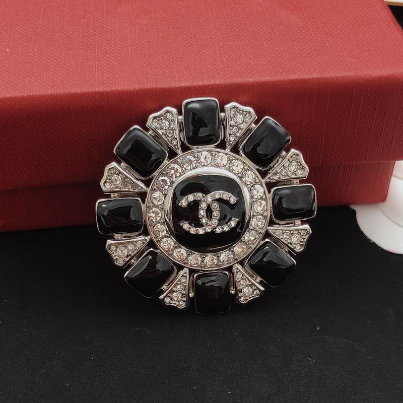 Chanel Brooch 02yxs64 (15)
