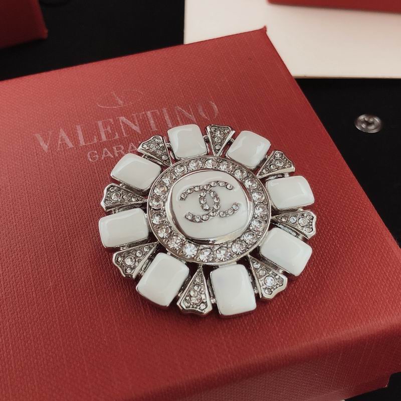 Chanel Brooch 02yxs64 (2)