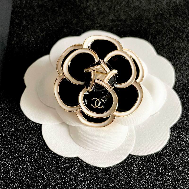 Chanel Brooch 02yxs74 (4)