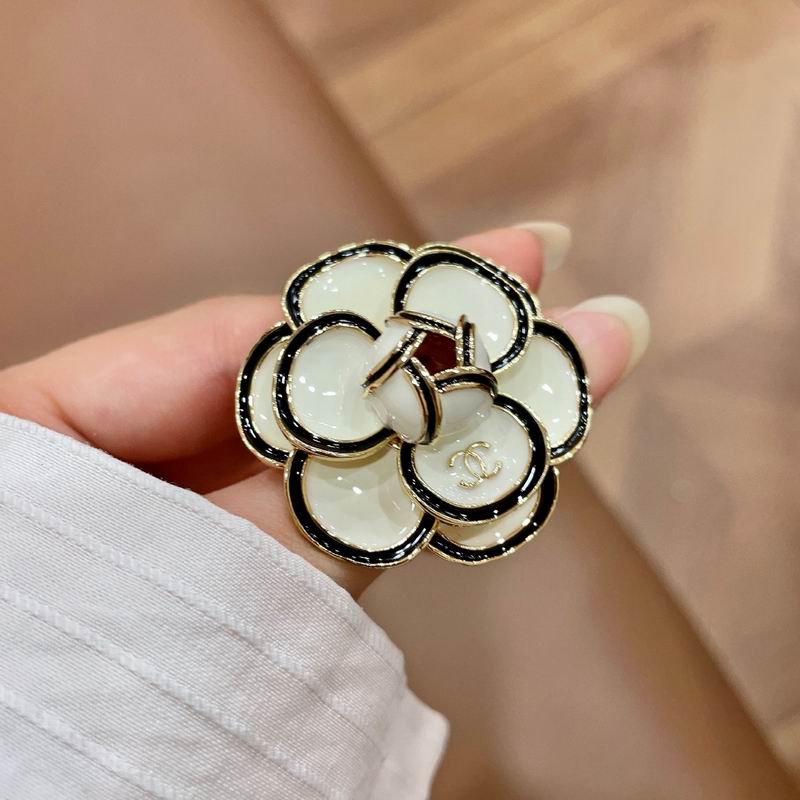 Chanel Brooch 02yxs74 (6)