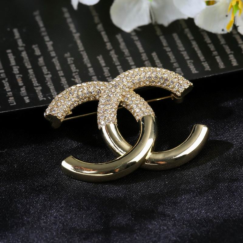Chanel Brooch 02yxs76 (5)