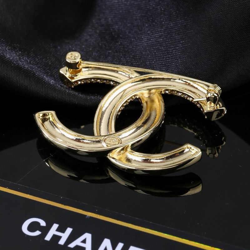 Chanel Brooch 02yxs76 (7)