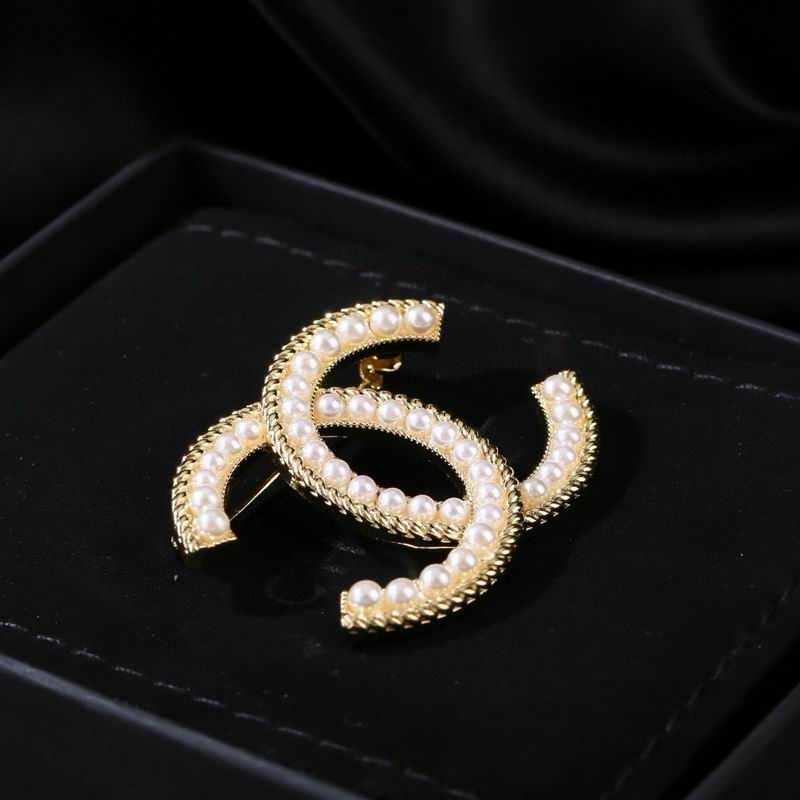 Chanel Brooch 02yxs80 (5)