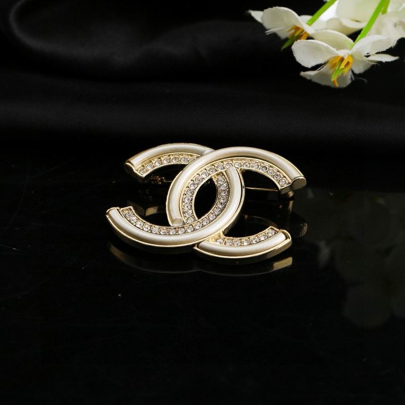 Chanel Brooch 02yxs83 (5)