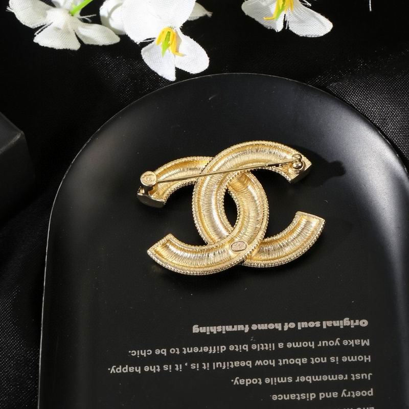 Chanel Brooch 03yxs102 (4)