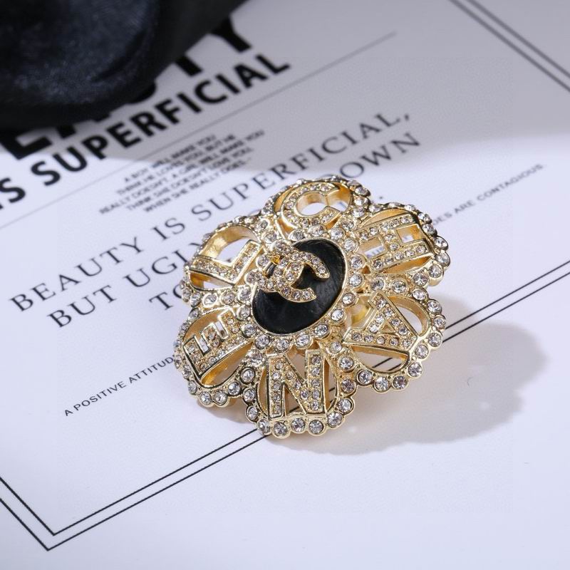 Chanel Brooch 03yxs103 (2)
