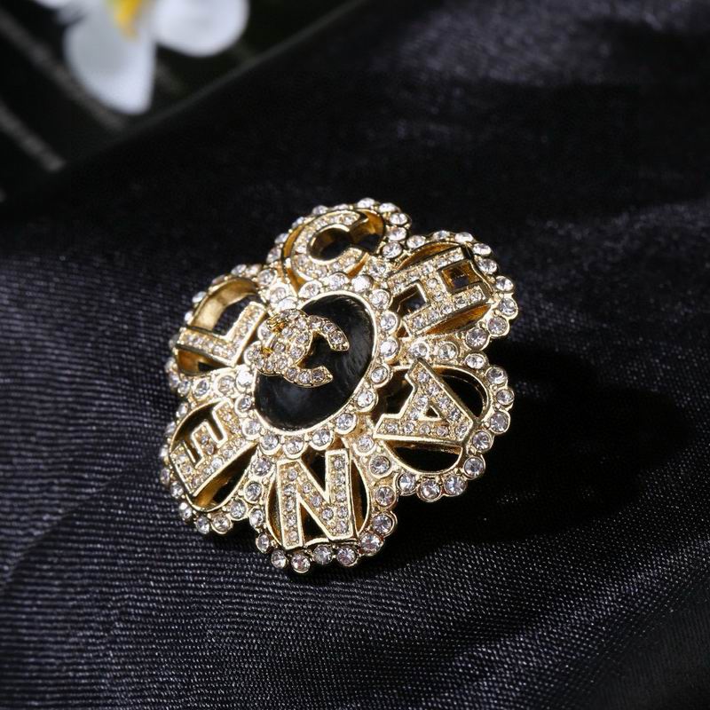Chanel Brooch 03yxs103 (7)