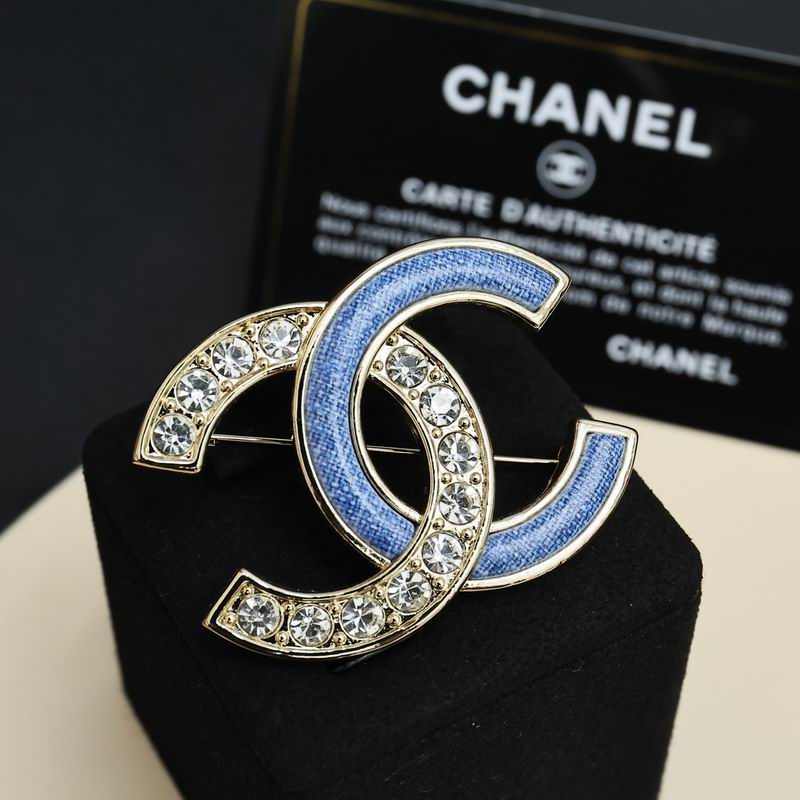 Chanel Brooch 03yxs104 (14)