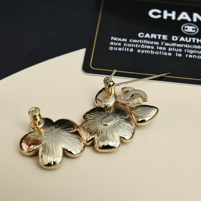 Chanel Brooch 03yxs105 (2)