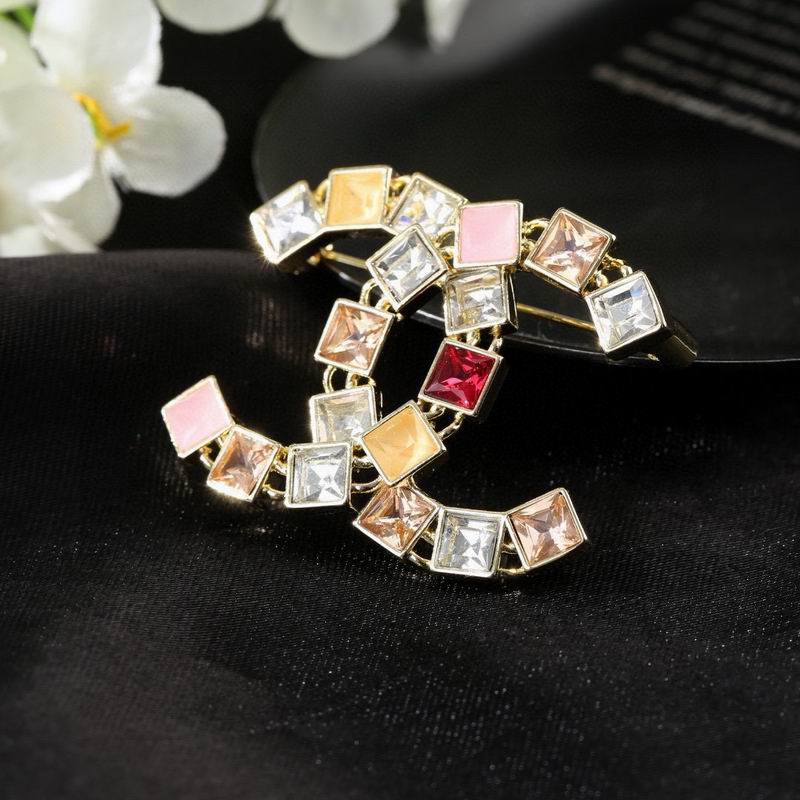 Chanel Brooch 03yxs106 (3)