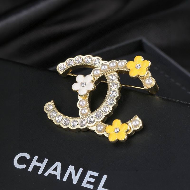 Chanel Brooch 03yxs108 (2)