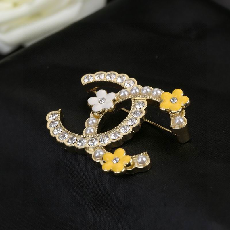 Chanel Brooch 03yxs108 (7)