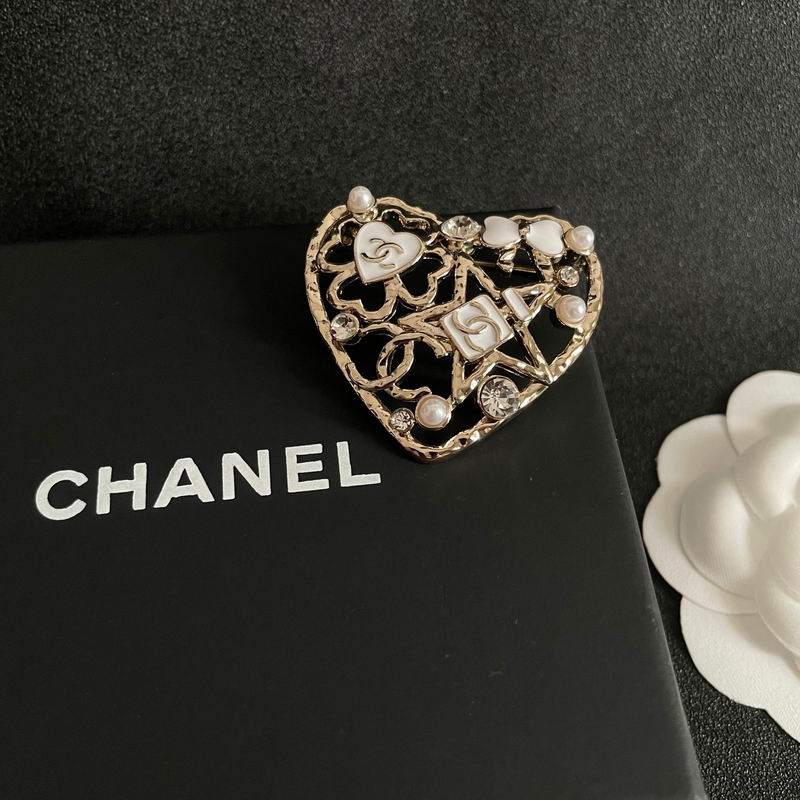 Chanel Brooch 03yxs113 (5)