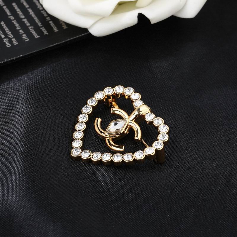 Chanel Brooch 03yxs116 (6)