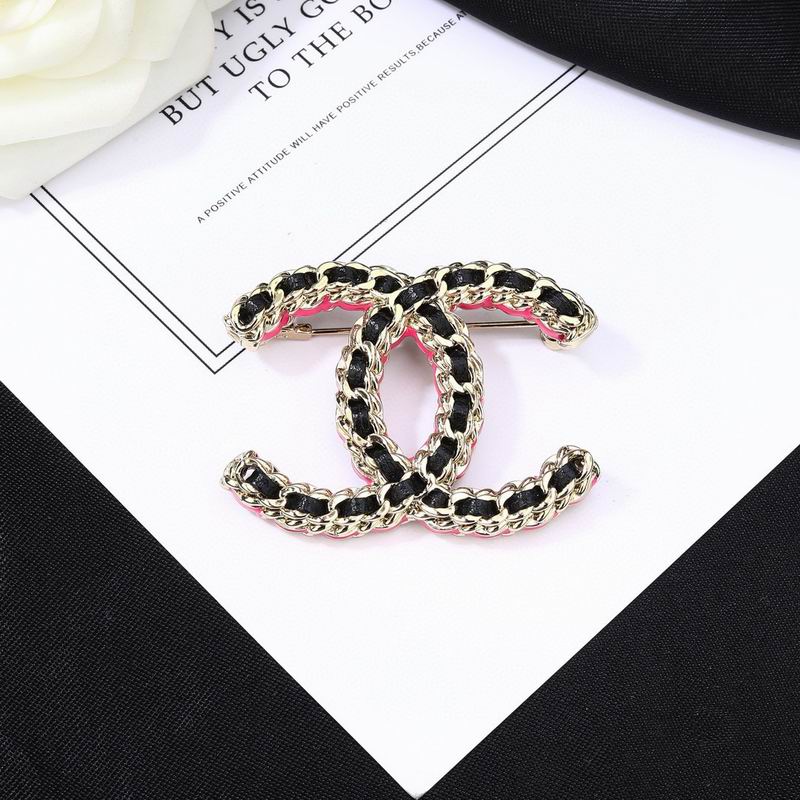 Chanel Brooch 03yxs117 (7)