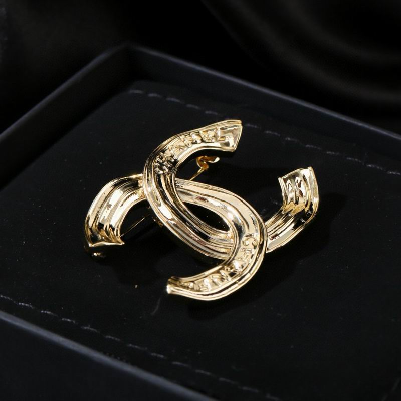 Chanel Brooch 03yxs118 (5)