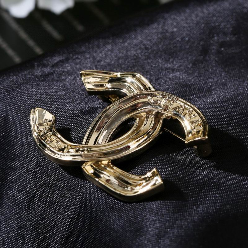 Chanel Brooch 03yxs118 (6)