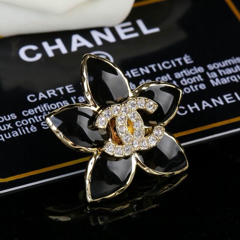 Chanel Brooch 03yxs124 (2)