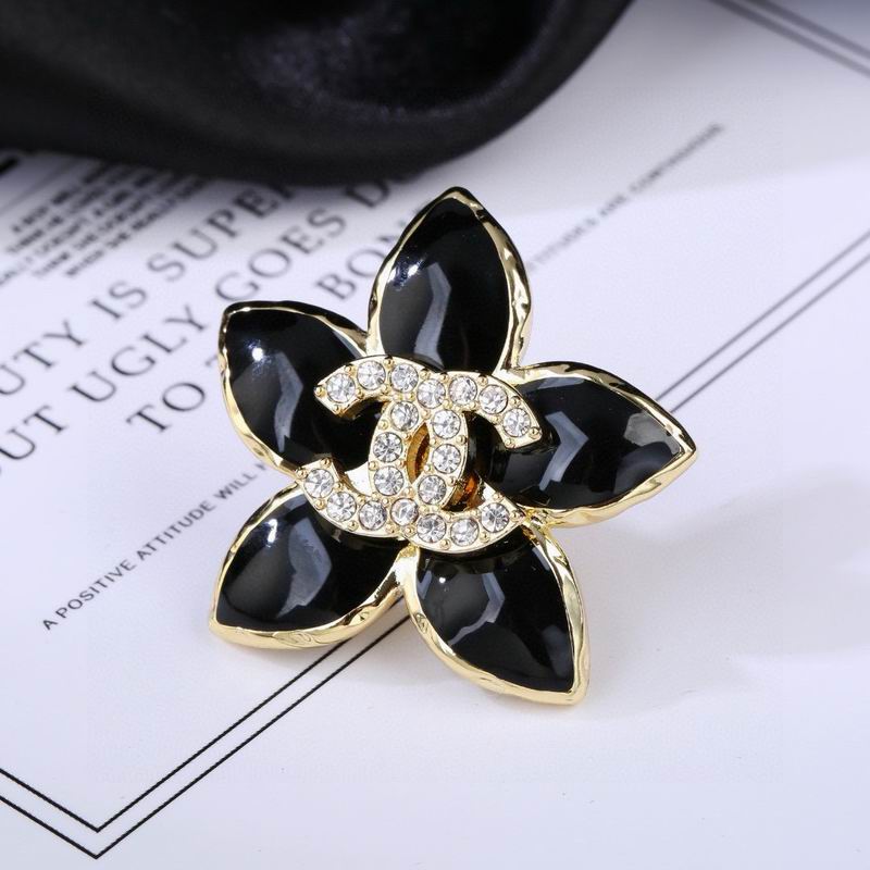 Chanel Brooch 03yxs124 (3)