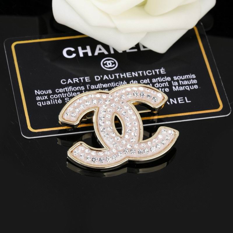 Chanel Brooch 03yxs125 (3)