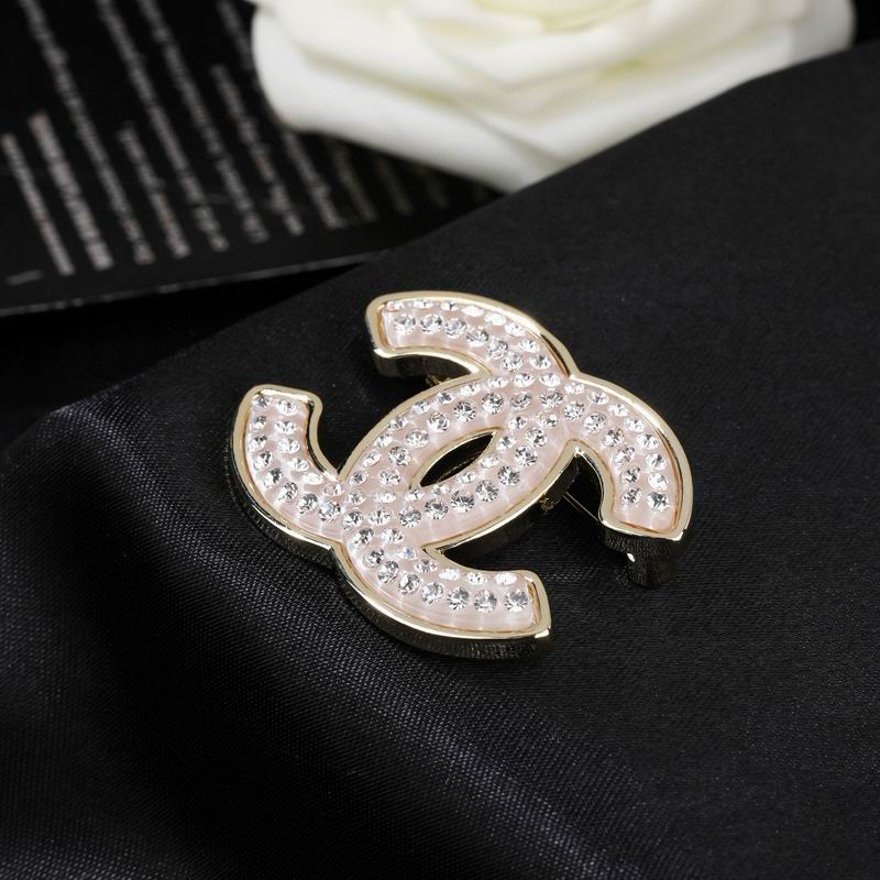 Chanel Brooch 03yxs125 (6)