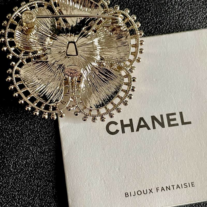 Chanel Brooch 03yxs128 (10)