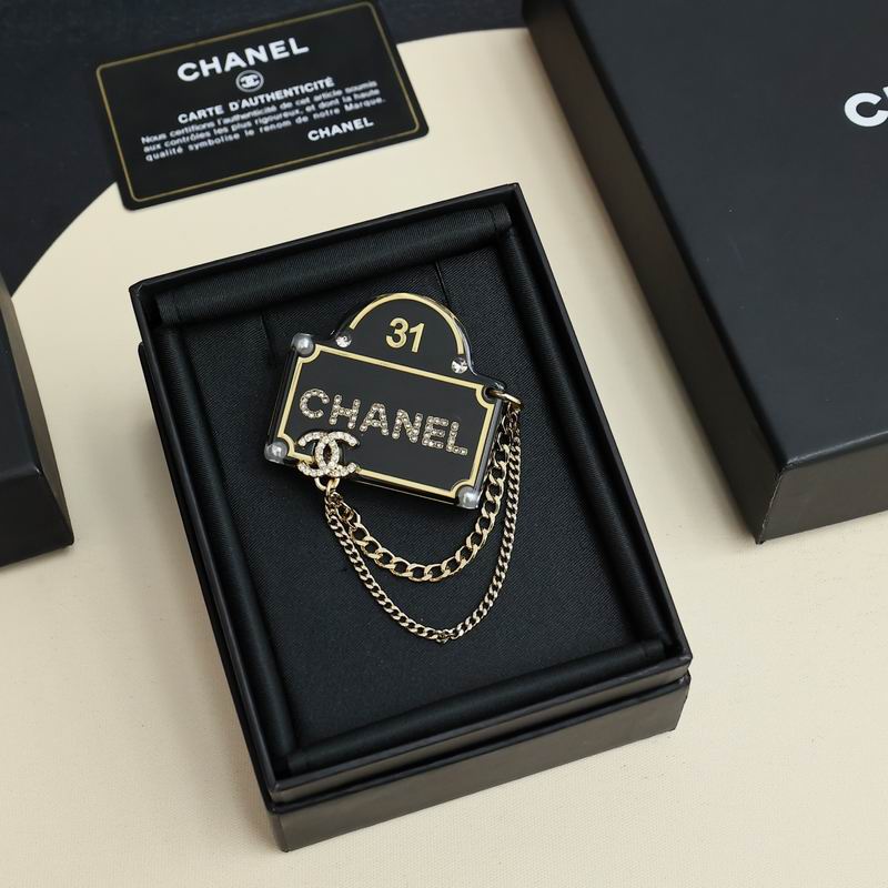 Chanel Brooch 03yxs130 (6)