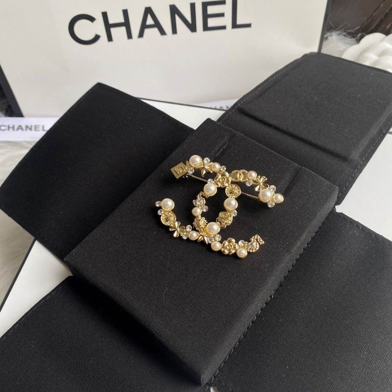 Chanel Brooch 03yxs131 (2)