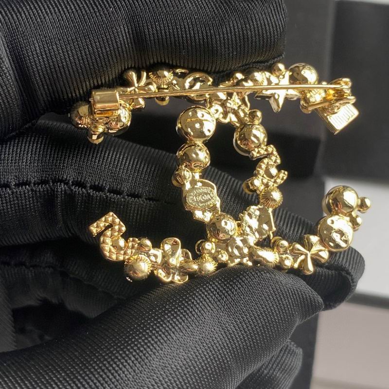 Chanel Brooch 03yxs131 (4)