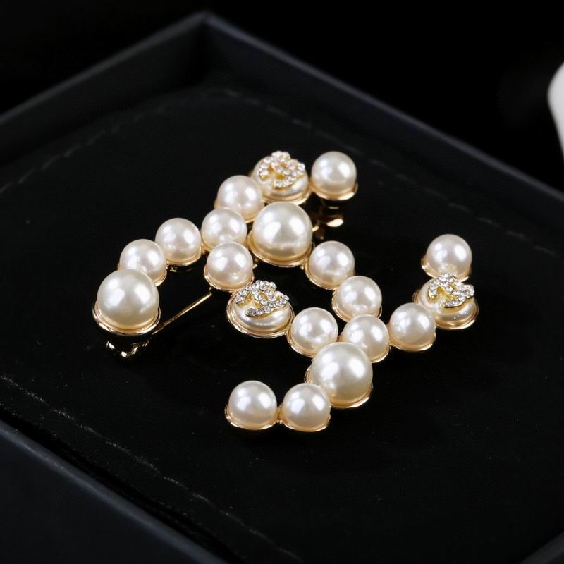 Chanel Brooch 03yxs132 (4)