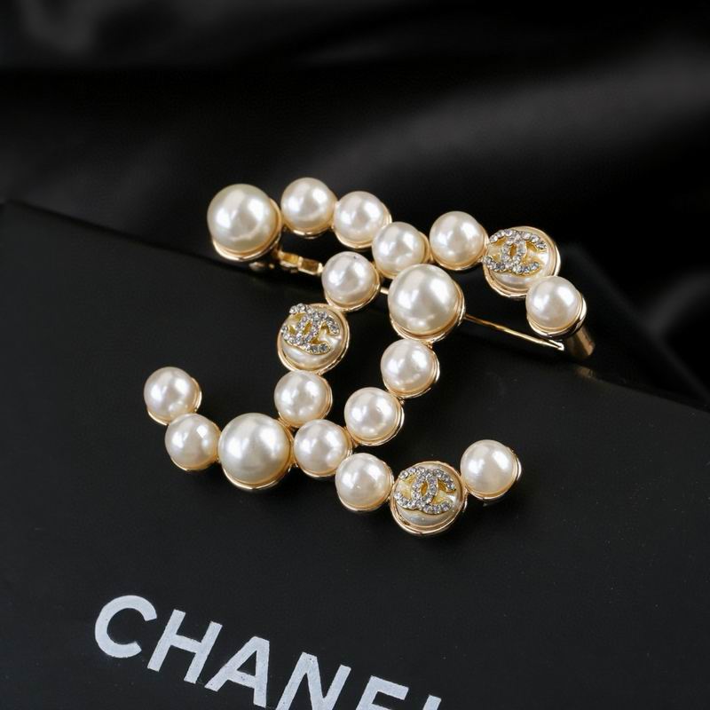 Chanel Brooch 03yxs132 (6)