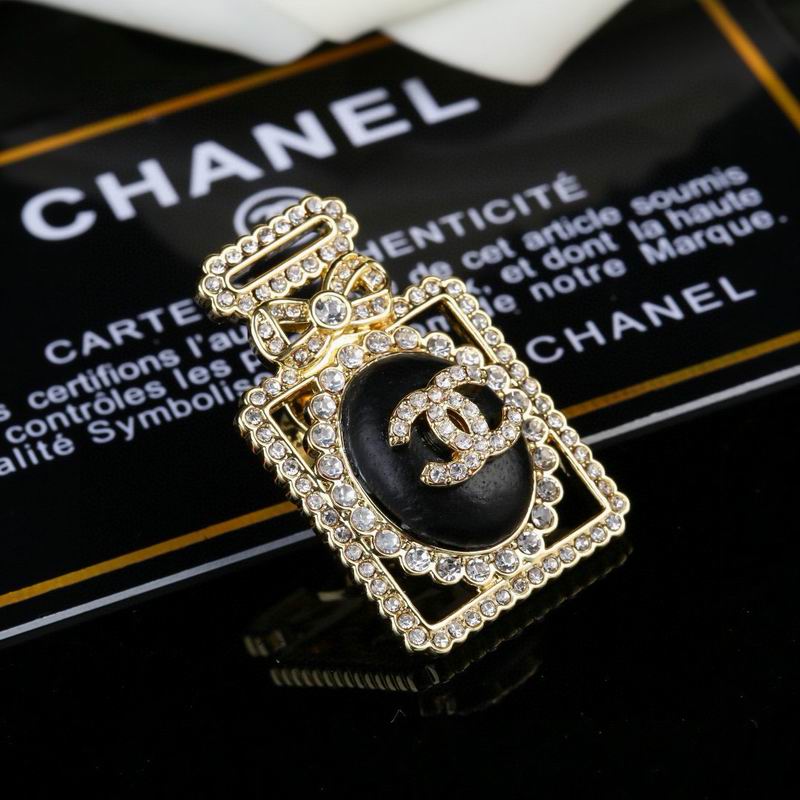Chanel Brooch 03yxs134 (2)
