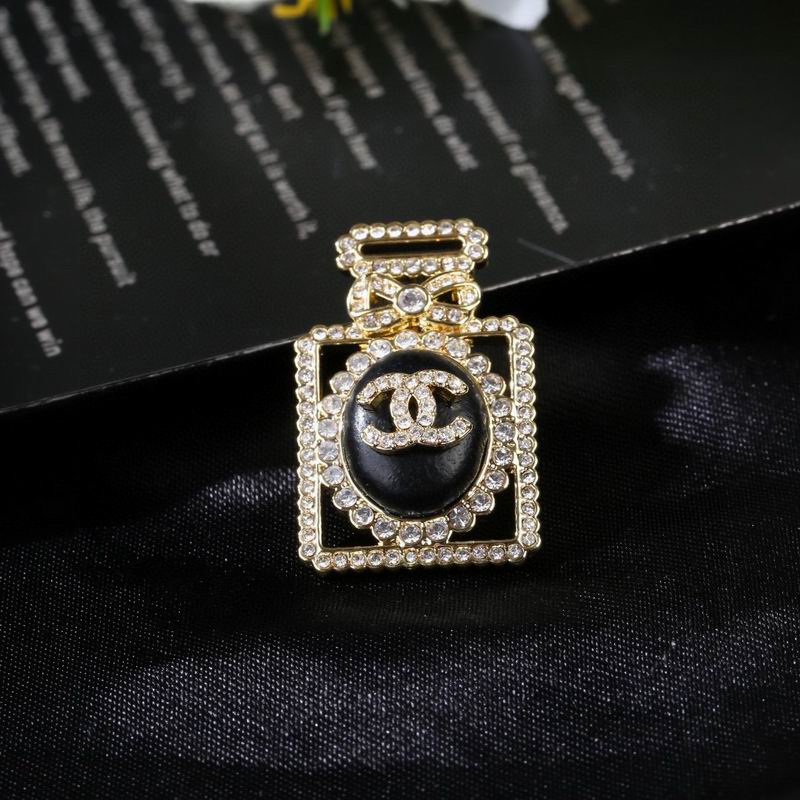 Chanel Brooch 03yxs134 (5)