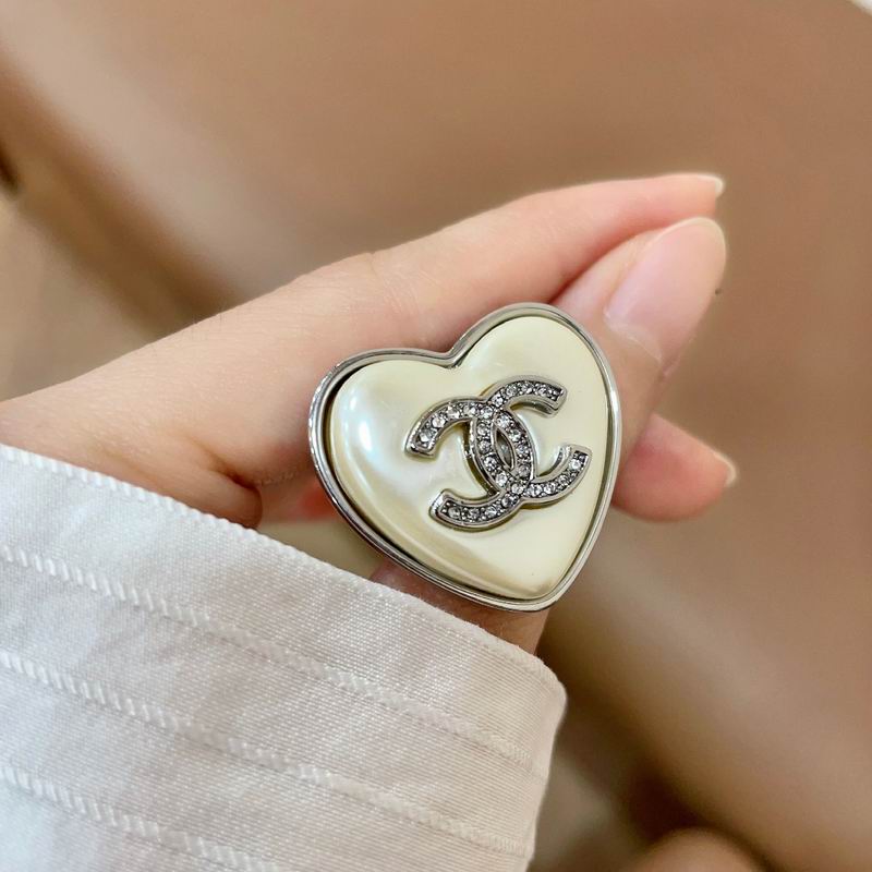 Chanel Brooch 03yxs138 (6)