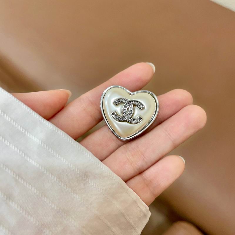 Chanel Brooch 03yxs138 (7)