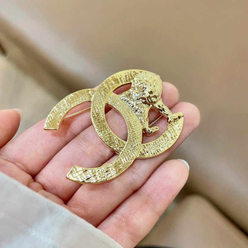 Chanel Brooch 03yxs140 (2)