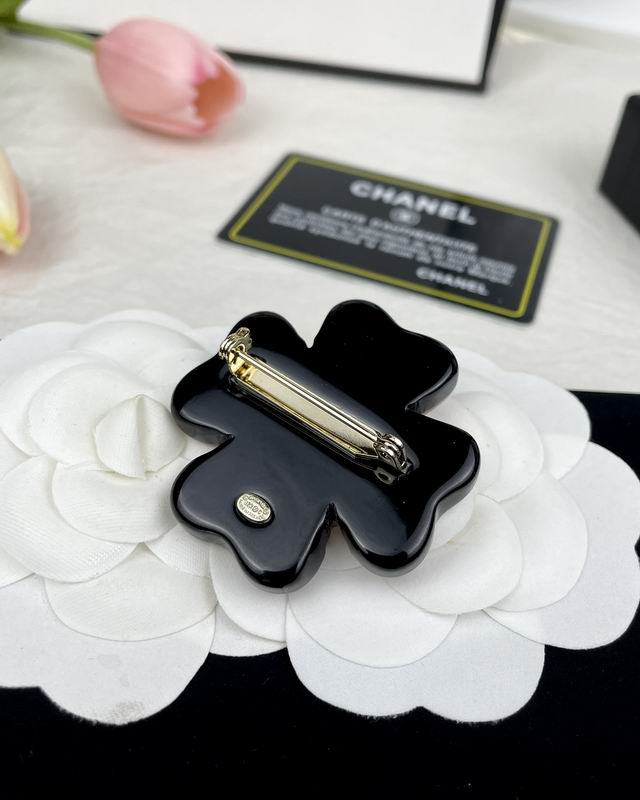 Chanel Brooch 03yxs141 (5)