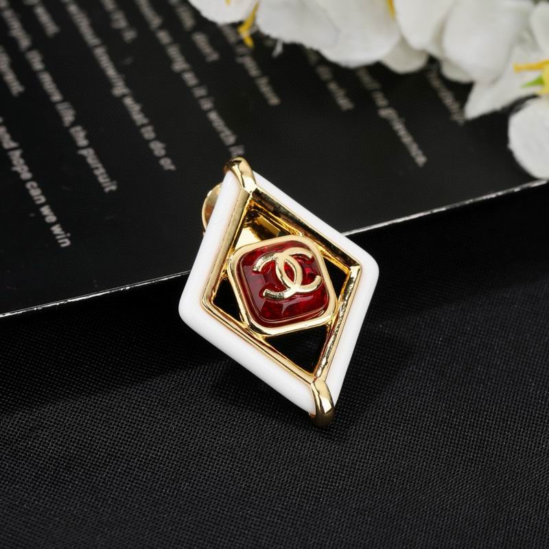 Chanel Brooch 03yxs144 (6)