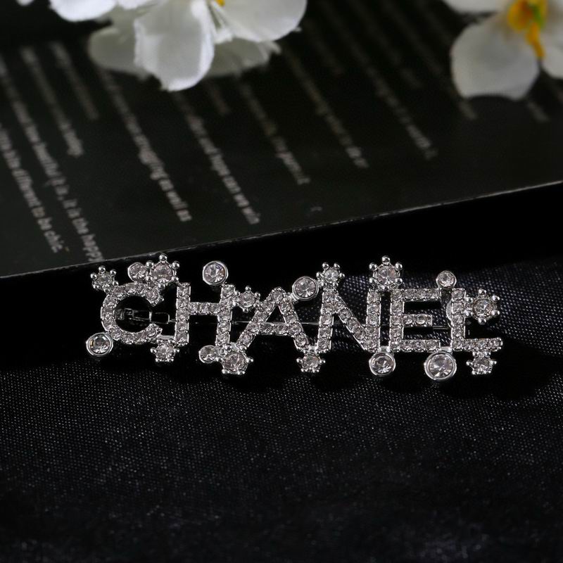 Chanel Brooch 03yxs145 (4)