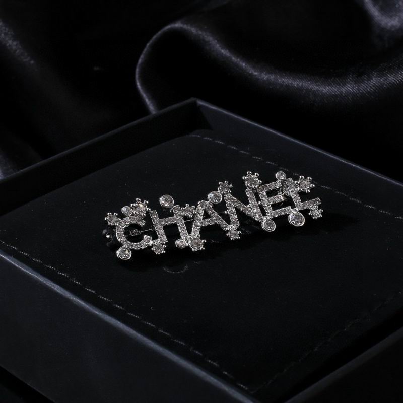 Chanel Brooch 03yxs145 (6)